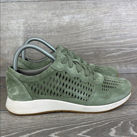 Dansko Charlie Sage Green Leather Women’s Sz 7.5-8/EU 38 Perforated Lace Sneaker - Picture 1 of 10